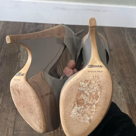 Gucci leather heels - Picture 4 of 4